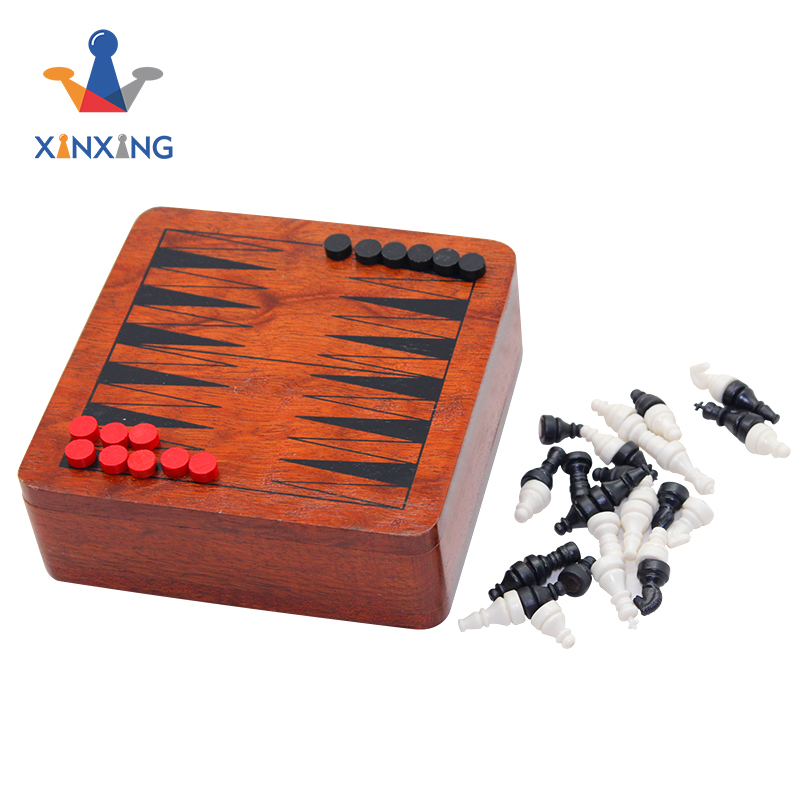 2021 new product Miniature wooden chess to travel