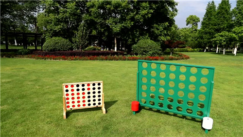 32-1-Connect 4 board game