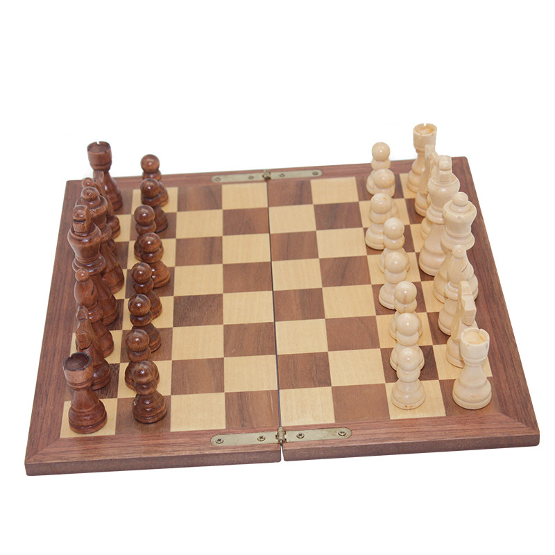 new design Wooden Veneer Foldable Chess board chess game/wood chess set with MDF