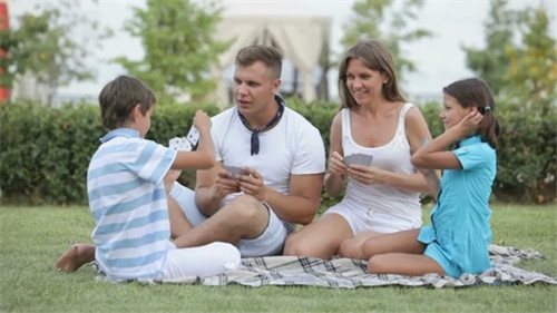 50-simple poker game