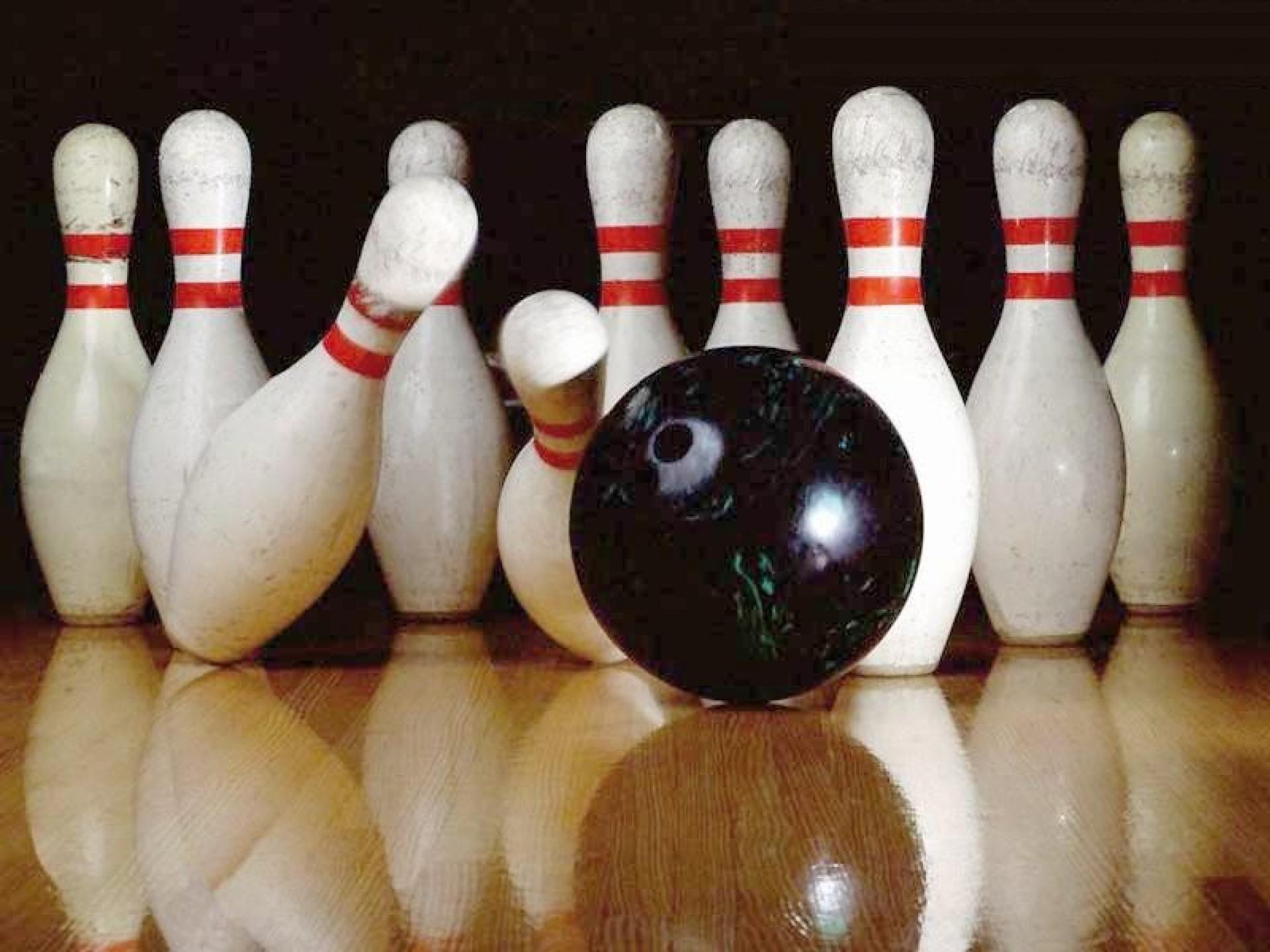 67 bowling pin set (2)